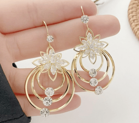 Elegance Unveiled: Exquisite Italian Style Earrings